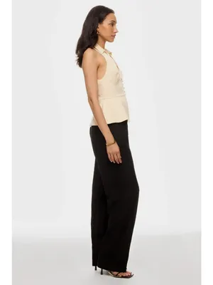 Reformation Rylan Top in Cream 8 Womens Sleeveless Collared Button up thumbnail 3