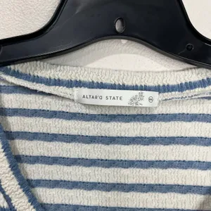 Altar’d State Raelynn V-Neck‎ Striped Sweater Top Cream Blue Sz XXL thumbnail 7