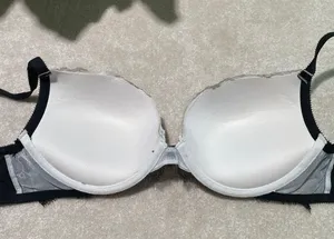 Victoria's Secret Dream Angels Push-up Bra thumbnail 2