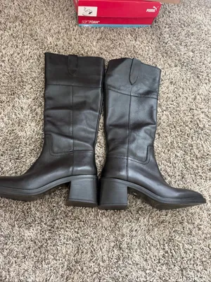 Zara Knee High Mid Heel Leather Boots Size 6 or 36 thumbnail 4