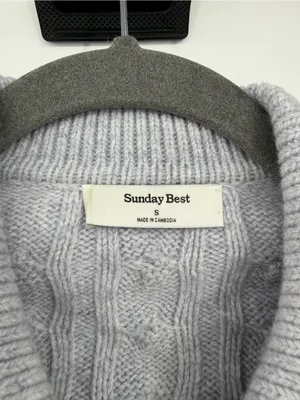 Aritzia Sunday Best Rosebud Polo Sweater S Gray Wool Cable Knit Cropped thumbnail 6