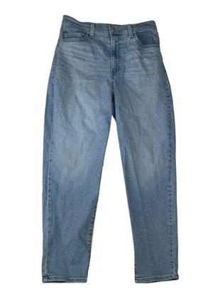 Levi's women's size 29 High waist Mom Jeans light wash denim thumbnail 1