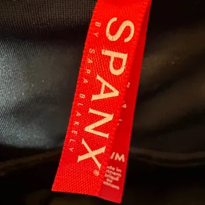 SPANX Faux Leather Moto Leggings Black High Waist Size‎ Medium thumbnail 5