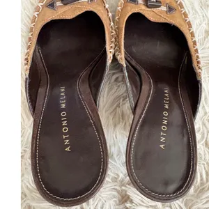 Antonio Melani Brown Suede Leather Mules Heels Size 8M Slip On‎ Shoes thumbnail 6