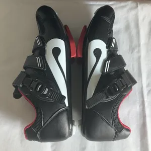 Peloton Bike Cycling Shoes Unisex Size 40‎ (women's 9-9.5) Black Red, Cleats EUC thumbnail 5
