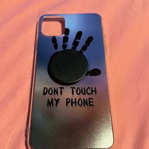 DON'T TOUCH ME PHONE (IPHONE) ADDED POP SOCKET thumbnail 2