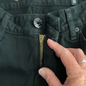 Vertigo Paris Mid Rise Black Boot Cut Denim Jeans 31 thumbnail 4