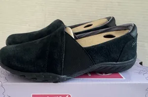 Skechers Breathe Easy Kindred Women’s Slip on suede Shoes Memory Foam black 5 thumbnail 1