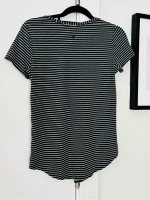 Lululemon Love Crew III SS Tshirt Hype Stripe Black White size 6 thumbnail 4