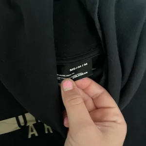 Under Armour Black Hoodie thumbnail 3