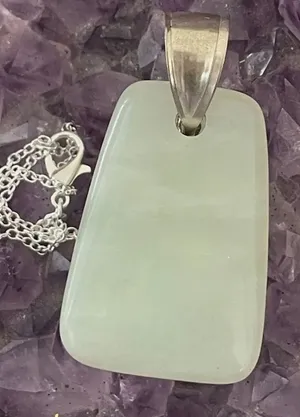 Green chalcedony pendant necklace thumbnail 1