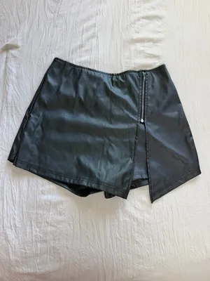 SheIn Black Faux Leather Mini Skirt with Elastic‎ Waist thumbnail 3