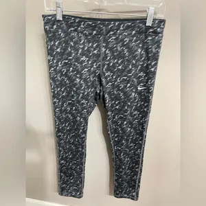 Nike Women’s Dri-Fit Athletic‎ Leggings Black Gray Workout Exercise Size Medium thumbnail 3