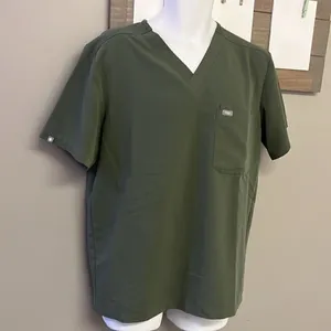 FIGS Technical Collection Olive Short Sleeve PO1644 Medical Scrub Shirt- Large thumbnail 3