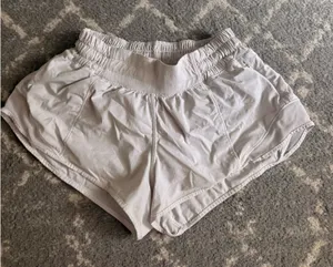 Lululemon Hotty Hot Shorts 2.5" thumbnail 1
