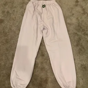Daily Drills Ladybird Purple Lavender Pastel Sweatpants M/L Never Worn thumbnail 5