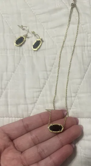Kendra Scott Set thumbnail 1