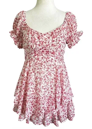 Mi Ami Francesca's Red Floral Ruffle Tiered Romper Size Medium | 0146 thumbnail 1