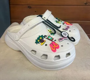 No Brand Womans Clogs/Slides white Sz 10 NWOT thumbnail 1