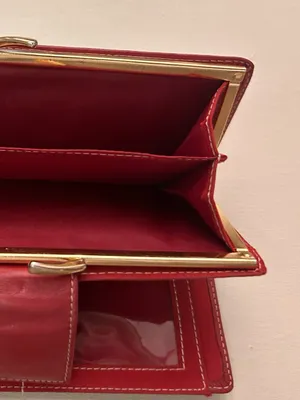 Classic Red Leather Women's Wallet with Tab Closure thumbnail 7