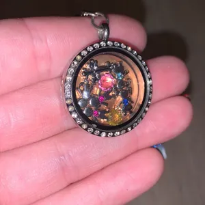 Origami Owl silver sequined necklace thumbnail 4