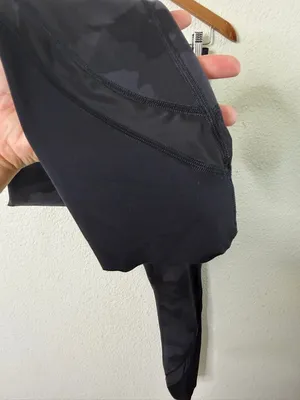 Lululemon‎ Wunder Under Crop High Rise *Roll Down Scallop Luxtreme 23" Size 6 thumbnail 6