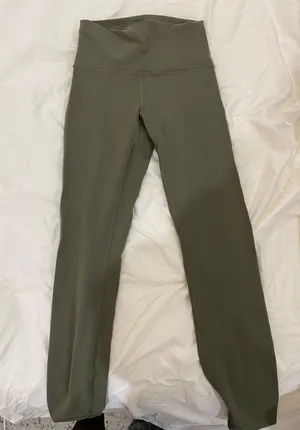 Lululemon Wunder Train Leggings thumbnail 1
