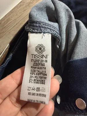 Colombian Dark Wash Butt Lift Jeans Size 9 thumbnail 6