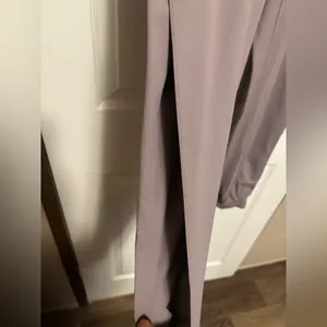 lululemon athletica Lavender Joggers thumbnail 5
