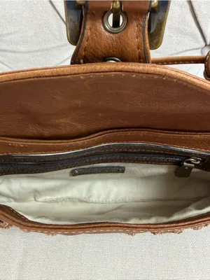 Gianni Bini Brown Leather Hobo Shoulder Bag Brass Hardware Purse thumbnail 6