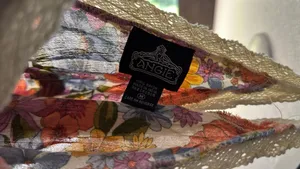 angie floral top thumbnail 2