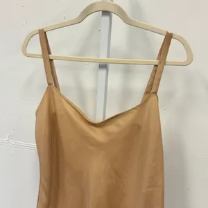 Diva by Dana Buchman Tan Satin Camisole Top Size M V-Neck Sleeveless Tank thumbnail 3