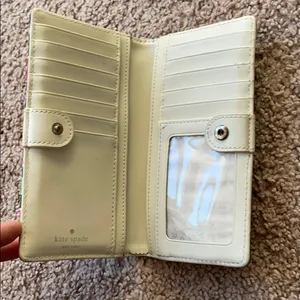 Kate Spade Wallet thumbnail 4