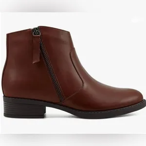 Easy Spirit Rich Brown Ankle Booties Size 9.5 thumbnail 2