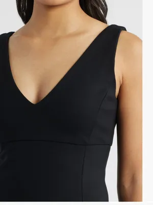 Spanx NWT $178 SPANXshape Ponte V-Neck Sleeveless Midi Dress Black Medium thumbnail 5
