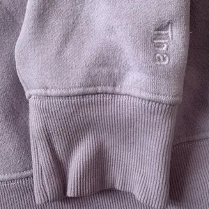 Aritzia TNA Cozy Fleece Perfect Crew Sweatshirt in Lilac XXS thumbnail 5