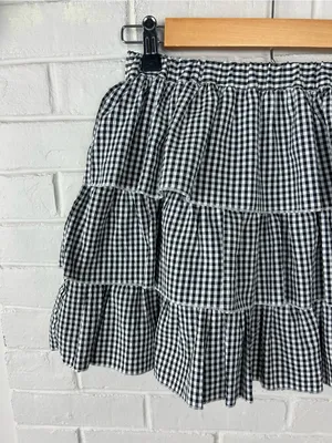 Forever 21 Gingham Plaid Ruffle Mini Skirt Size S thumbnail 3