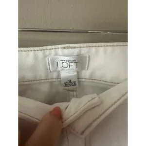 Ann Taylor Loft White Straight Leg Jeans Size 12 thumbnail 3
