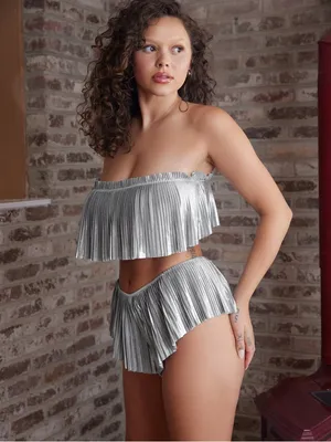 Savage X Fenty Silver Metallic PLEATED LAMÉ SHORT thumbnail 13