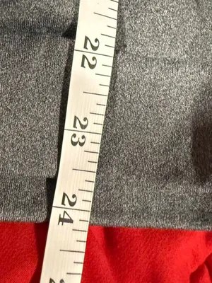 Nike Therma-Fit 1/2 zip cropped Pullover sweatshirt Gray size large thumbnail 6