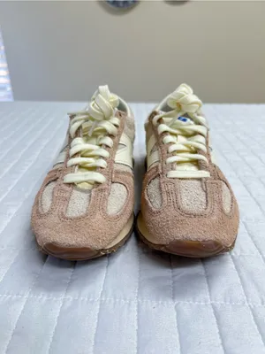 New Balance Unisex 471 Sneakers in Bisque Flat Taupe Pink Size 6 Womens thumbnail 7
