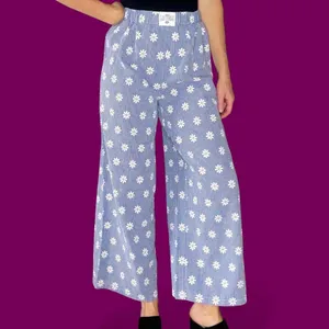 Shein Casual Blue Daisy Floral Gingham Wide Leg Casual Pants thumbnail 2