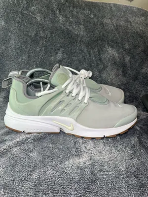 Nike Air Presto Premium Light Bone Barely Green Women's Size 9 878068-011 thumbnail 3