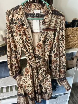 Dress thumbnail 1