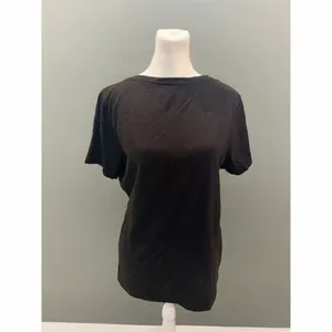 Time and Tru T-Shirt Womens Size M Black V-Neck Short Sleeve Basic Top thumbnail 3