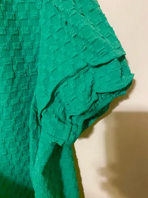 Kelly Green blouse Size L thumbnail 6
