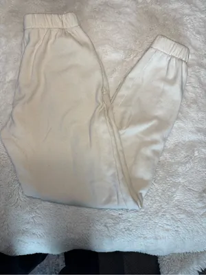 John Galt x Brandy Melville Cream Sweatpants 🤍 thumbnail 2