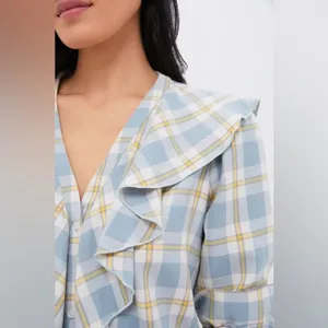 Tuckernuck NWT Blue V Neck Ruffle Eileen Button down women’s size XXL thumbnail 2