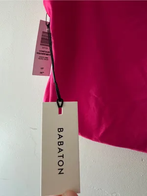 NEW! Babaton Aritzia Pink Countour Squareneck Tee Eros‎ Pink thumbnail 6