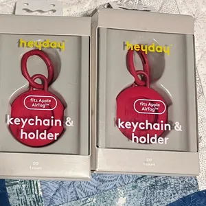 NIB! Heyday AirTag Silicone Keychain Red thumbnail 3